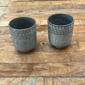 Japanese Tea Cups 3.5" Tall Set of 2 Stoneware Ceramic Gray and White